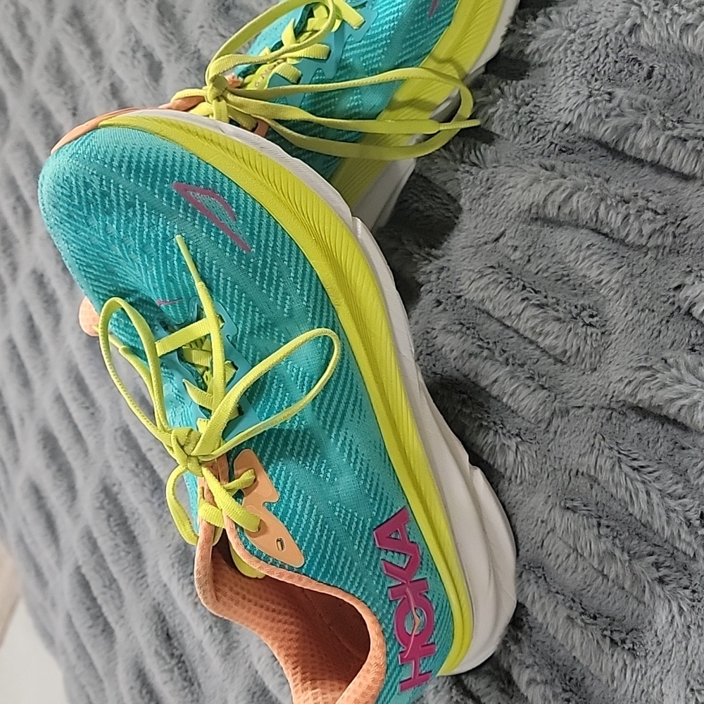 Womens Hoka One CLIFTON 9 sz 9